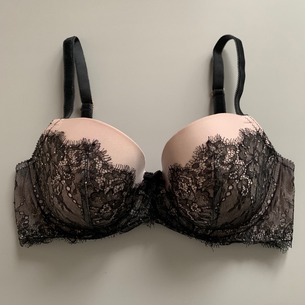 VS • 34D • Dream Angels Lined Demi Bra